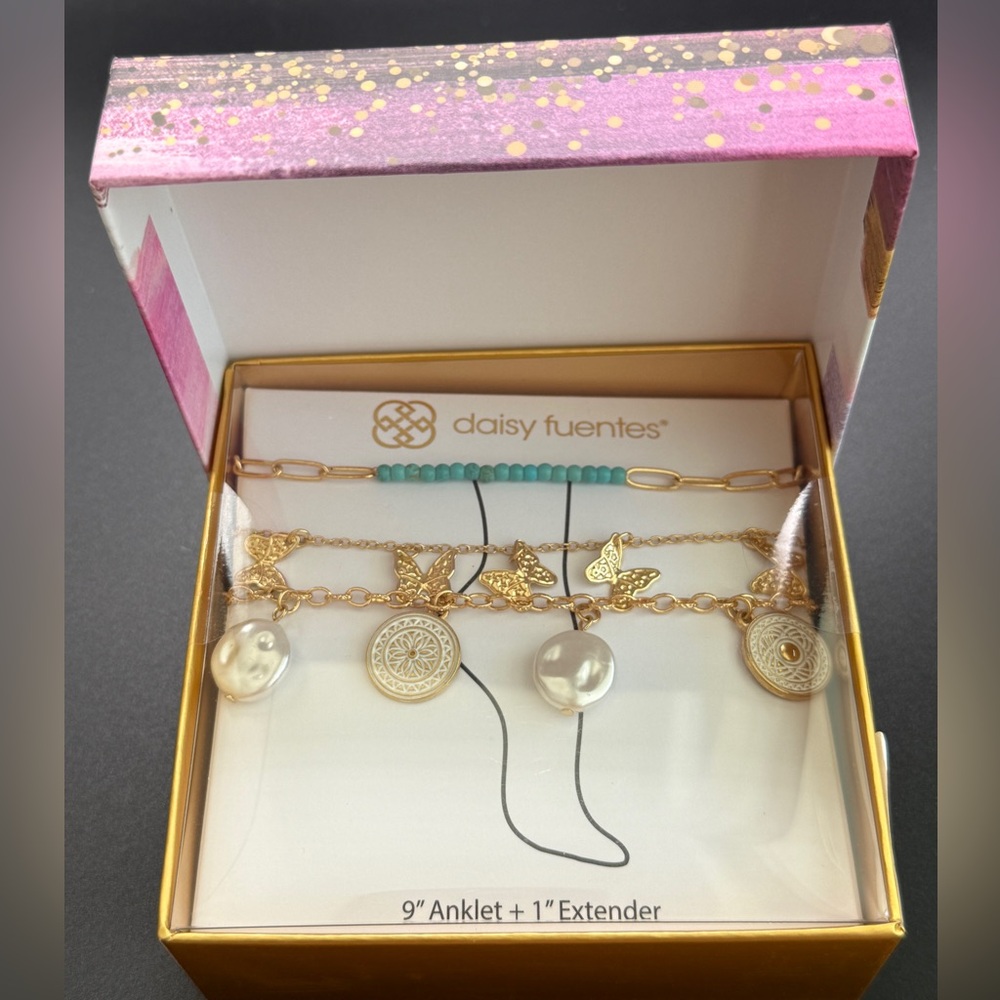 🚨3 for $15🚨 DAISY FUENTES - Boxed Set of Anklets